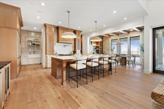 013-Kitchen