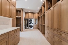 072-Primary-Closet