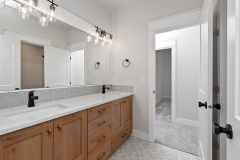 38-Bathroom