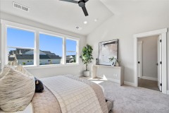 21-6672-W-los-Flores-Dr_019