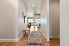 06-Entryway