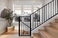 08-Upstairs