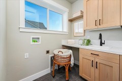 32-4624-N-Alameda-Crk-Ave-Jolene129