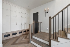 058-Interior-View