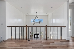 083-Interior-View