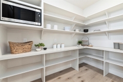 16-Pantry