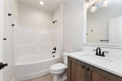 36-Bathroom