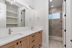 31-Bathroom