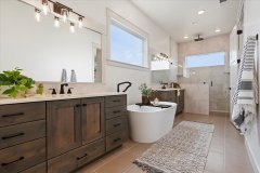 30-Primary-Bathroom