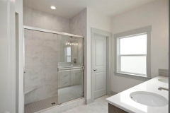 29-Master-Bathroom